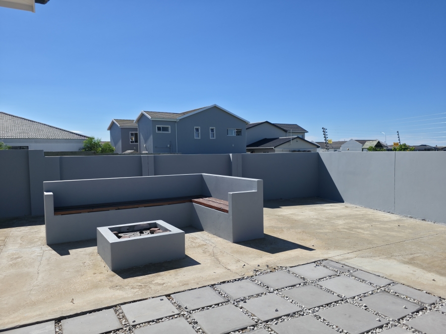 3 Bedroom Property for Sale in Fountains Estate Eastern Cape